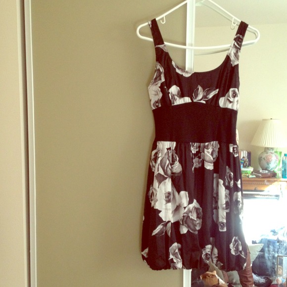 Black, grey and white bubble dress