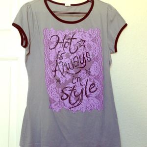 🚫SOLD🚫Cute Top