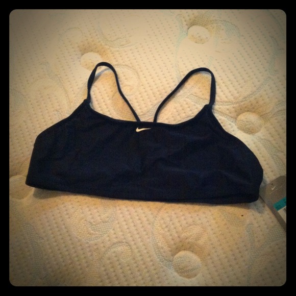 ⛔SOLD⛔Nike sports bra NWT