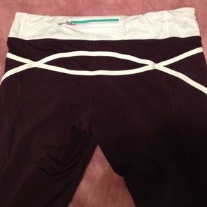 Lululemon Run Crop fresh teal petit dot