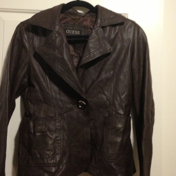 Authentic GUESS chocolate leather jacket -M