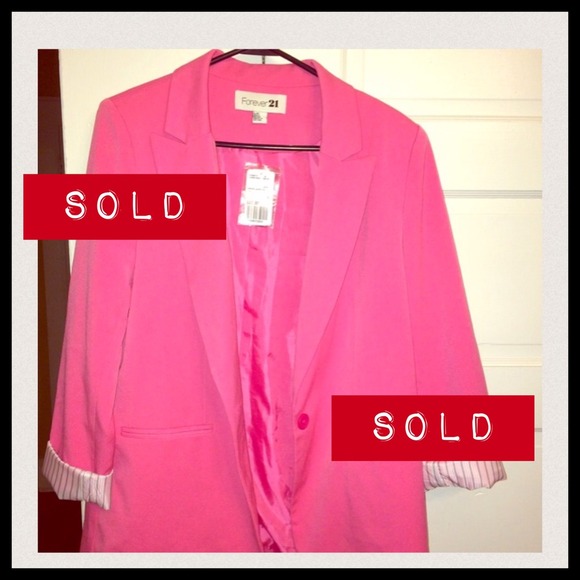 ***SOLD***NWT size L forever 21 pink blazer