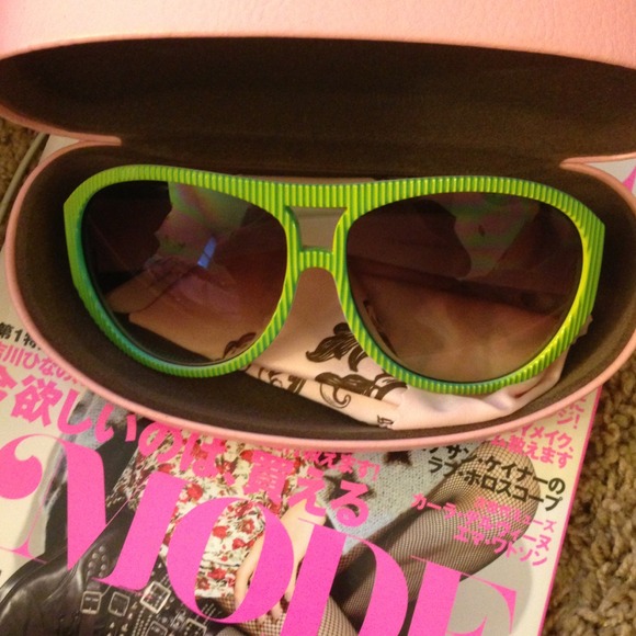 Juicy couture sunglasses