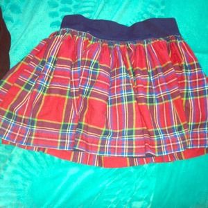 plaid hollister skirt (: