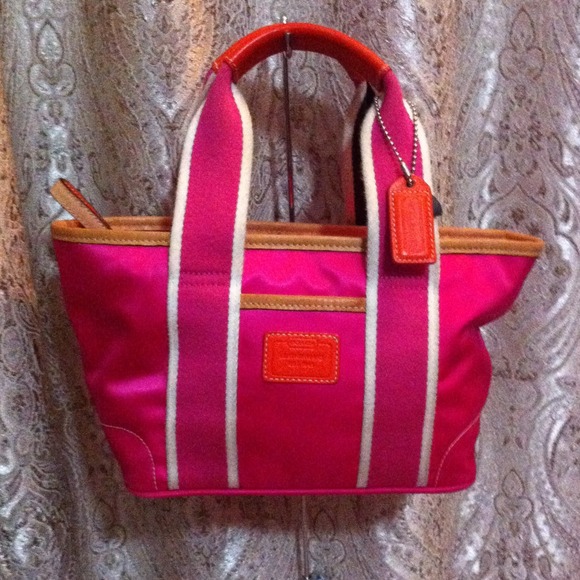 Coach mini Hampton weekend tote