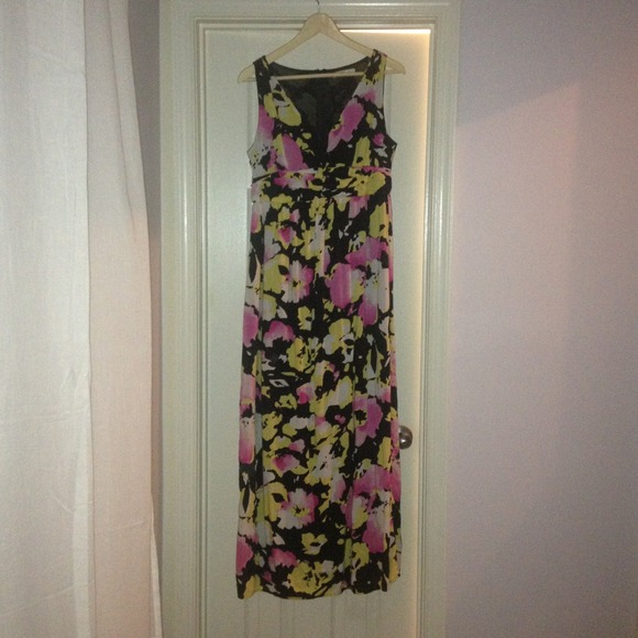 🚫SOLD IN BUNDLE🚫Dress
