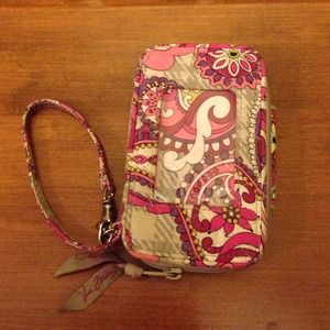 Vera Bradley id/iphone wristlet