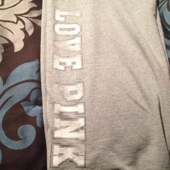 🚫🚫🚫🚫SOLD Victoria secret sweats