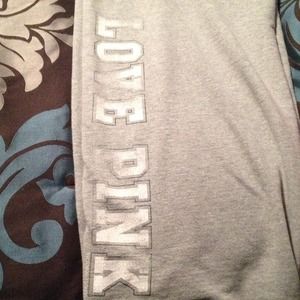 🚫🚫🚫🚫SOLD Victoria secret sweats