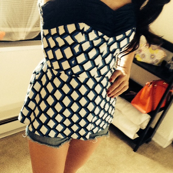 SOLD Anthropologie peplum tank. Size 2