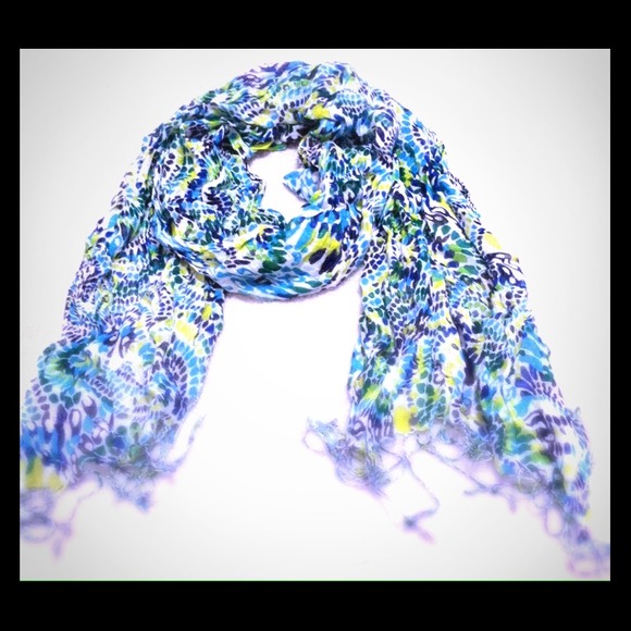Old navy scarf