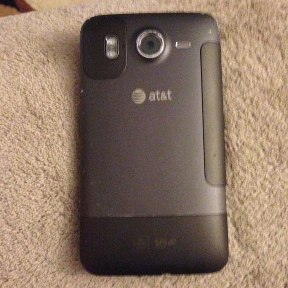 💢Traded 💢HTC Inspire 4g AT&T with charger! - Picture 2 of 4