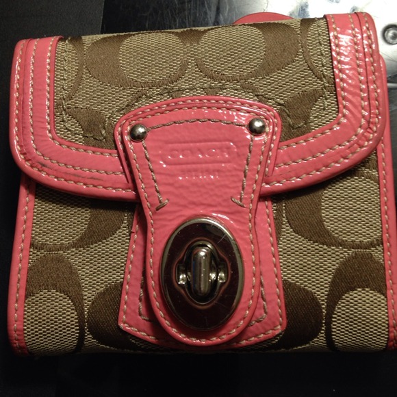 Coach wallet