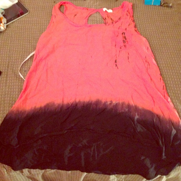 ** REDUCED ** Stylish tank