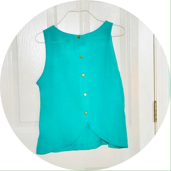 ✨NEVER WORN✨ Forever 21 Teal Tulip-Back Tank