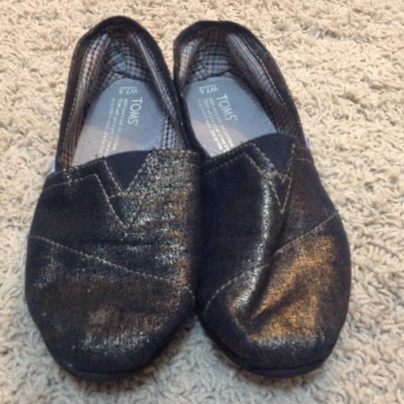 🚫SOLD IN BUNDLE🚫💙TOMS!💙