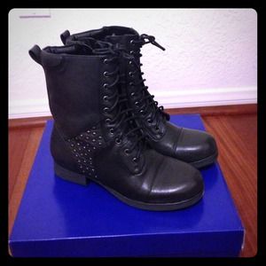 Fashion combat boots w/zippper