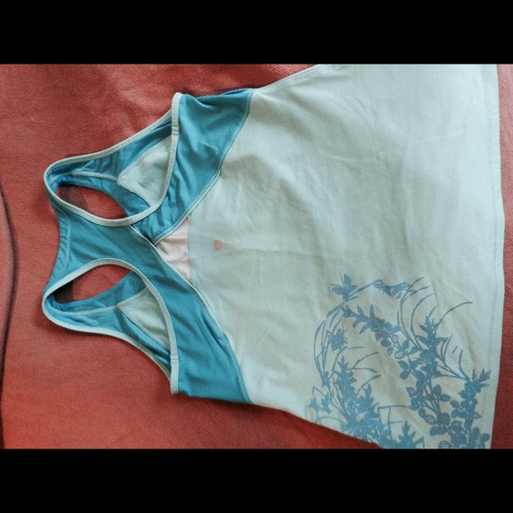 🎈Price Drop!! Lululemon workout top