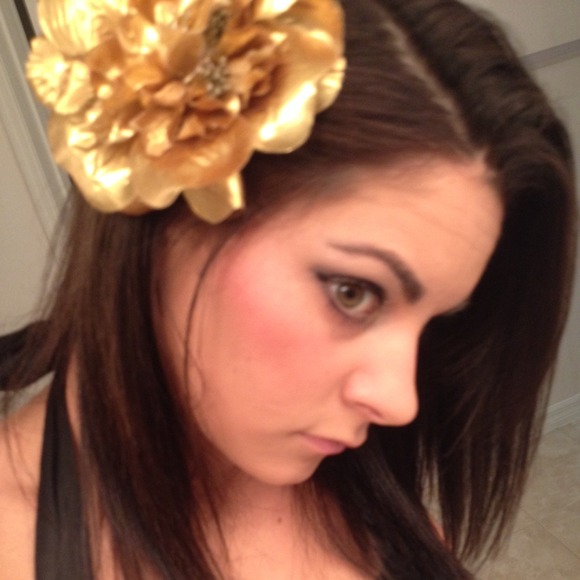 Gold flower