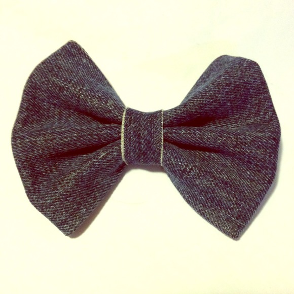 Denim hair bow!