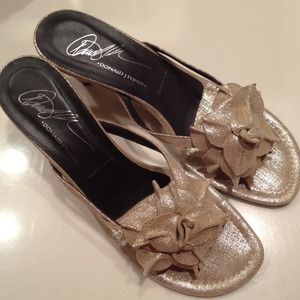 Donald J Pliner Heels