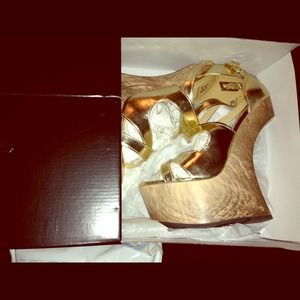 Women Shoes , Wedge shoes