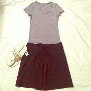 GAP NWT pleated skirt