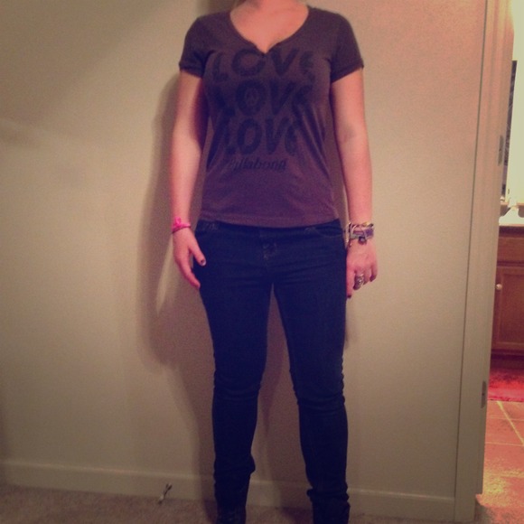Billabong tee