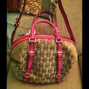 Michael Kors handbag/crossbody⛔️hold⛔️