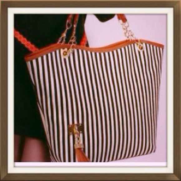 Black & White Tote Handbag