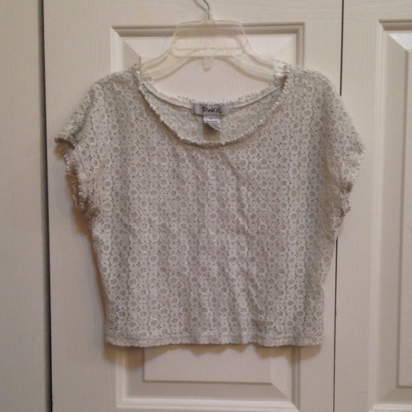 white lace crop top 🌸