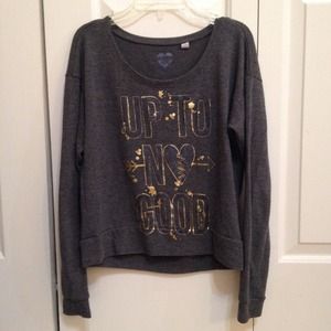 dark grey sweater 🌸