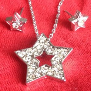 Star necklace with matching earrings set