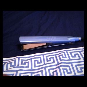 BaByliss Nano Titanium Flat Iron