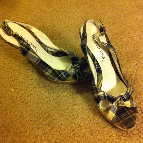 Blue plaid heels