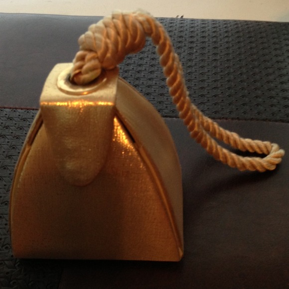 Gold tone small purse - Picture 4 of 4