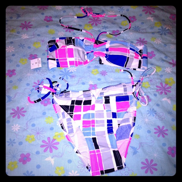 Bathing suit