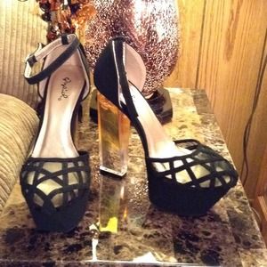 Insanely Fabulous shoes!!!