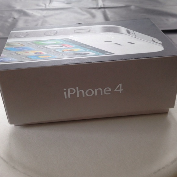 iPhone 4 White 32GB AT&T EXCELLENT used condition