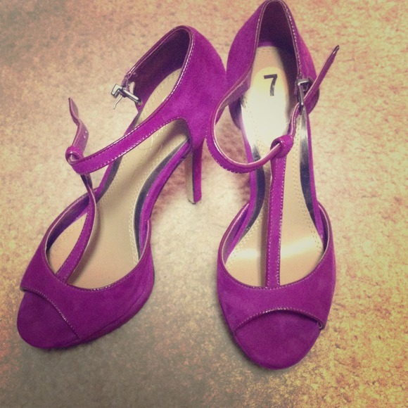 Purple Jessica Simpson shoes