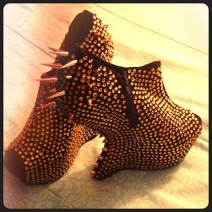 Funky bedazzled high heels!!!