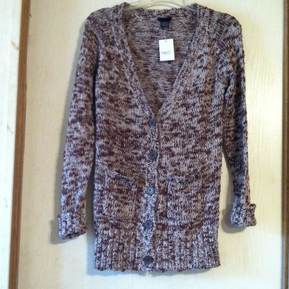 Rue 21 NWT Brown and Creme Sweater Large (runs sm)