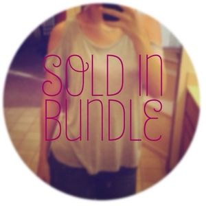 Open shoulders gray top