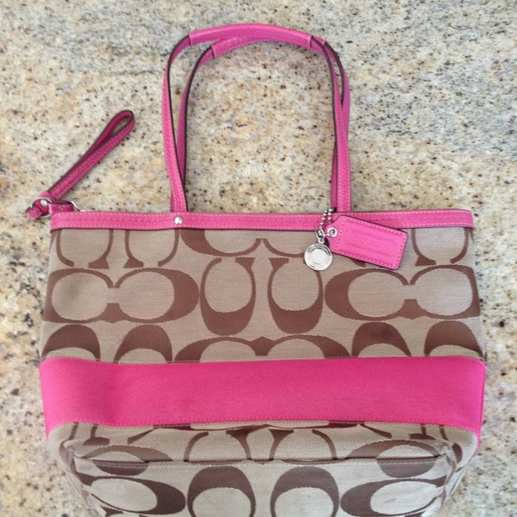 REDUCED Authentic coach bag