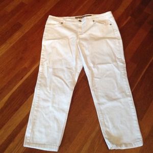 Nine West white crop jeans