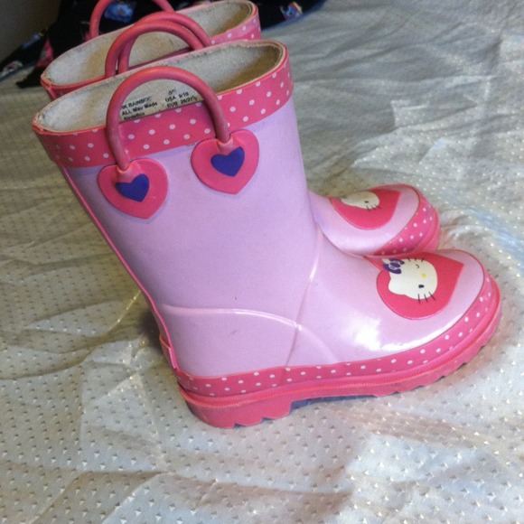 Hello kitty rainboots Sanrio lil girls - Picture 2 of 4