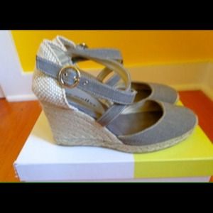 New Bettye Muller Sandals