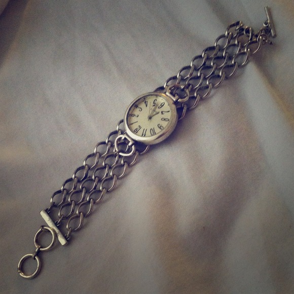 ❌SOLD❌ Urban Outfitters Chain watch