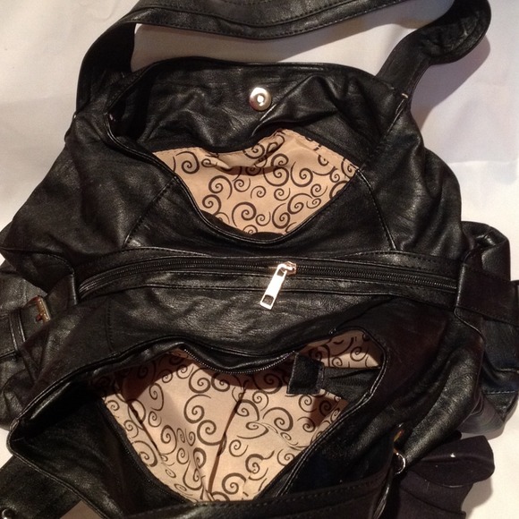 Handbag - Picture 2 of 3