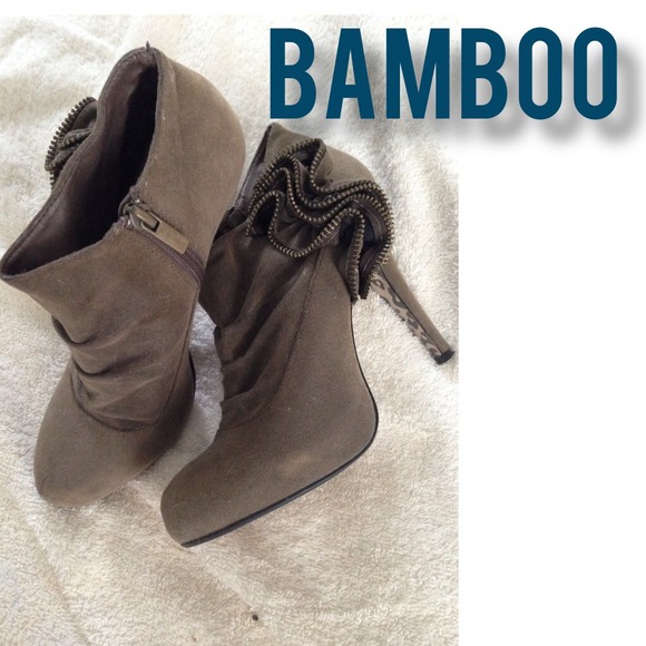 Grey flower ankle booties